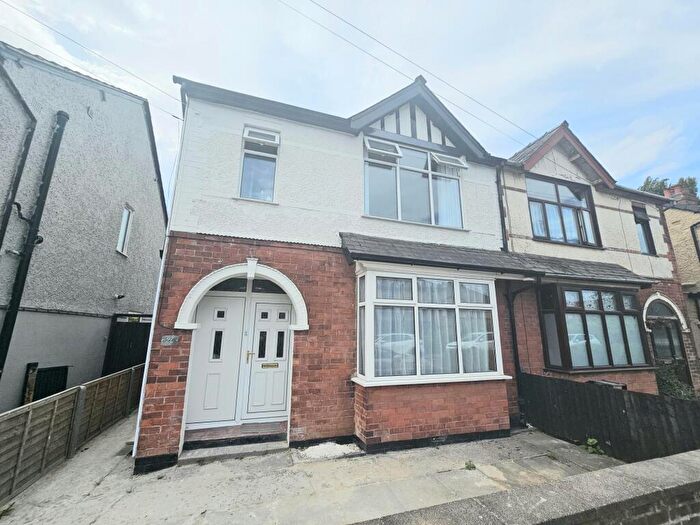 3 Bedroom Semi-Detached House To Rent In Owen Street, Coalville, LE67