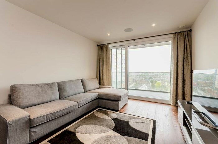 2 Bedroom Flat To Rent In Fulham Riverside, Fulham, London, SW6