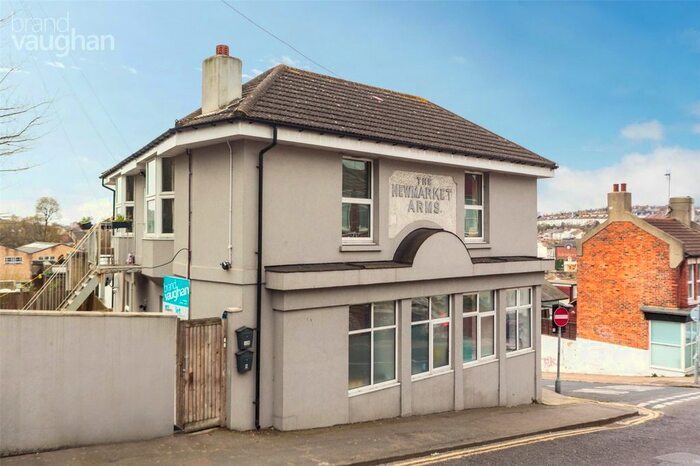 2 Bedroom Flat To Rent In Bear Road, Brighton, BN2