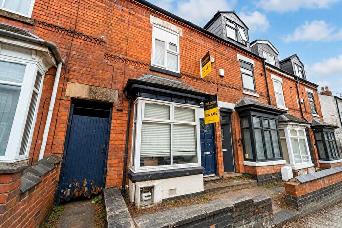 6 Bedroom House To Rent In Tiverton Road, Birmingham, B29
