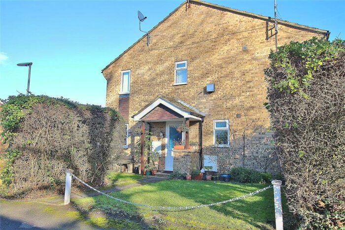 1 Bedroom Maisonette To Rent In Bisley, GU24