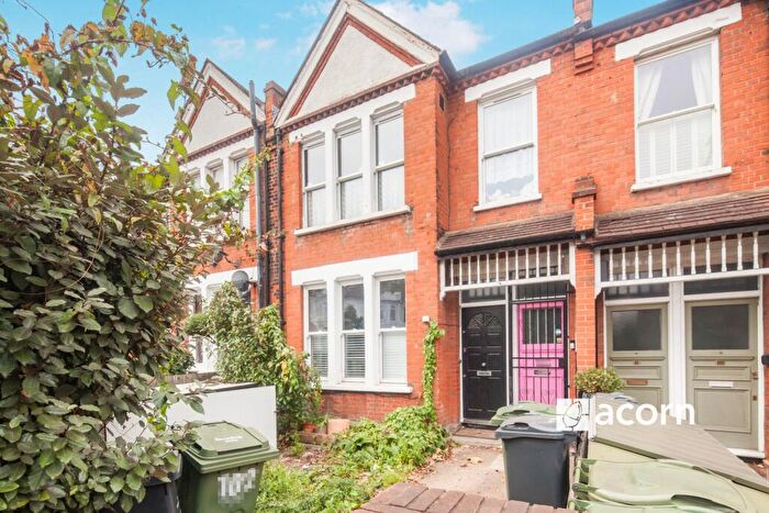 2 Bedroom Flat To Rent In Herne Hill Road London, SE24