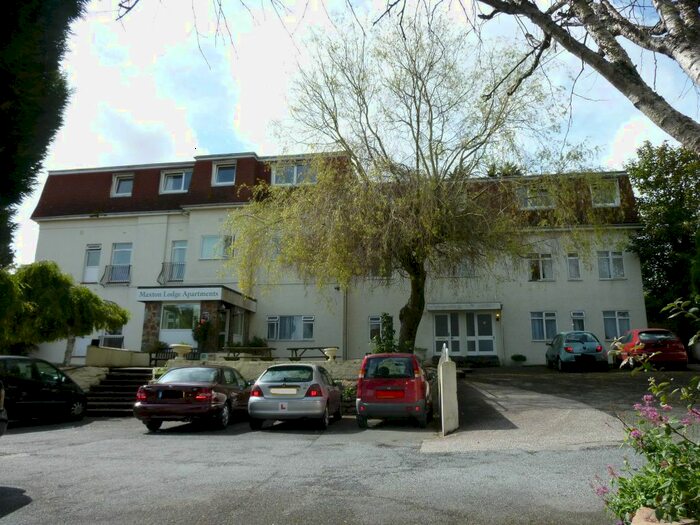 2 Bedroom Flat To Rent In Rousdown Road, Torquay, TQ2