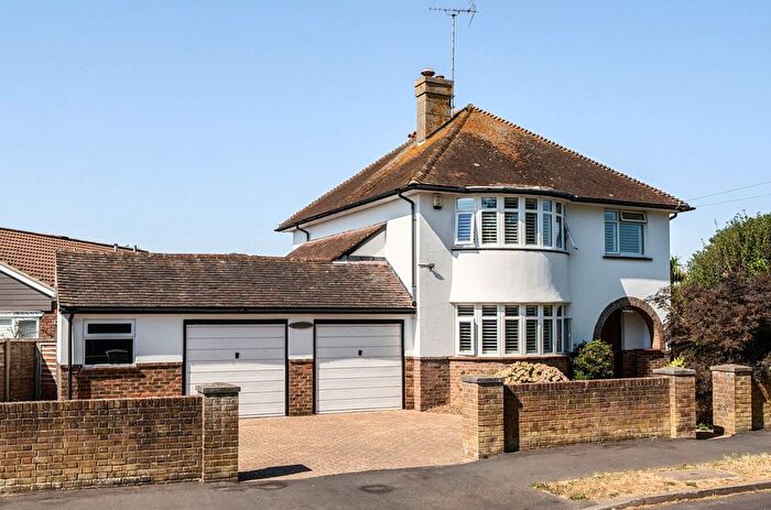 4 Bedroom Detached House For Sale In Goodwood Avenue, Felpham, PO22