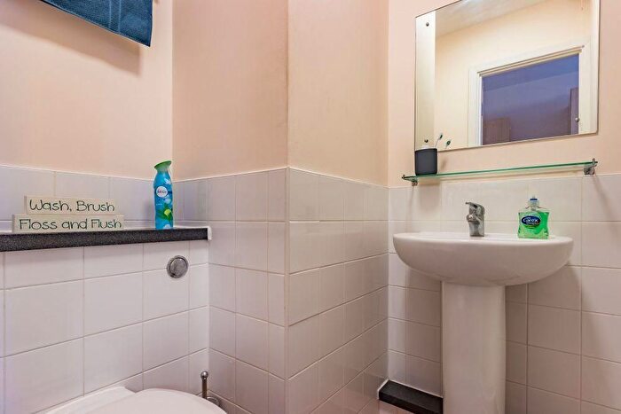 1 Bedroom Flat To Rent In Lichfield Street, Wolverhampton, WV1