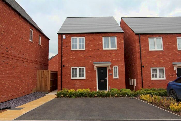 3 Bedroom Detached House To Rent In Fotheringhay Road, Wellingborough, NN8