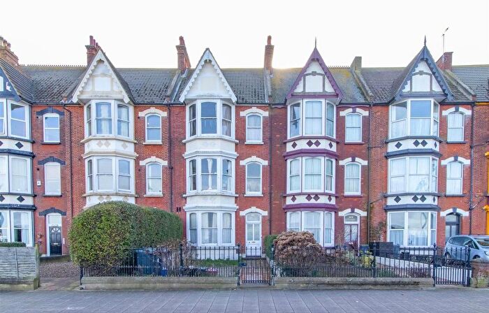 1 Bedroom Flat To Rent In Central Parade, Herne Bay, CT6