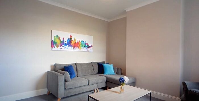 5 Bedroom Semi-Detached House To Rent In Mona Street, Beeston, Nottingham, NG9