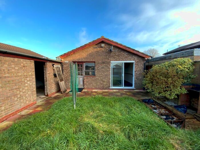 2 Bedroom Bungalow For Sale In Stubbington Close, Willenhall, WV13