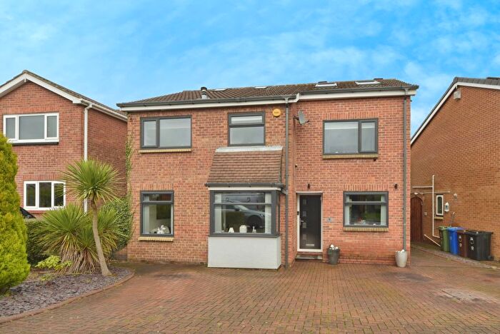 4 Bedroom Detached House For Sale In Ringwood Road, Sothall, Sheffield, S20