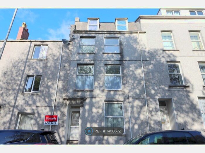 2 Bedroom Flat To Rent In Albert Road, Plymouth, PL2
