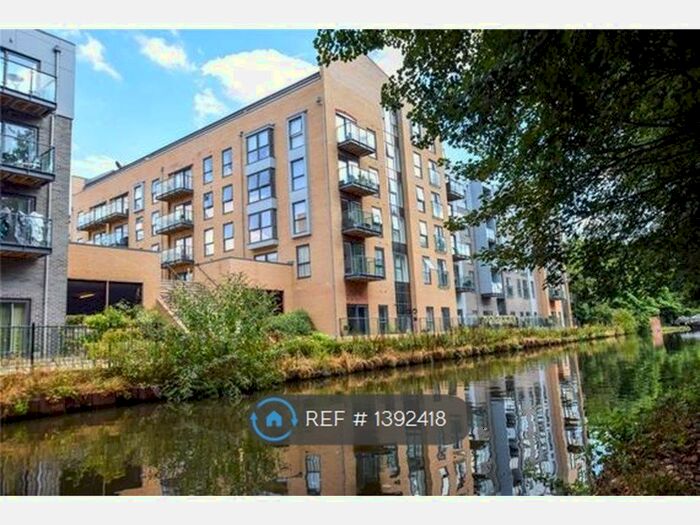 2 Bedroom Flat To Rent In The Embankment, Nash Mills Wharf, Hemel Hempstead, HP3