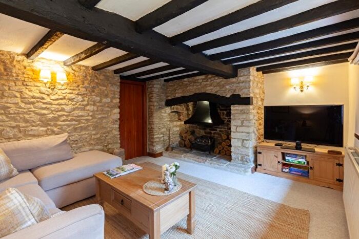 2 Bedroom Semi-Detached House To Rent In Yarnton Road, Cassington, Witney, OX29