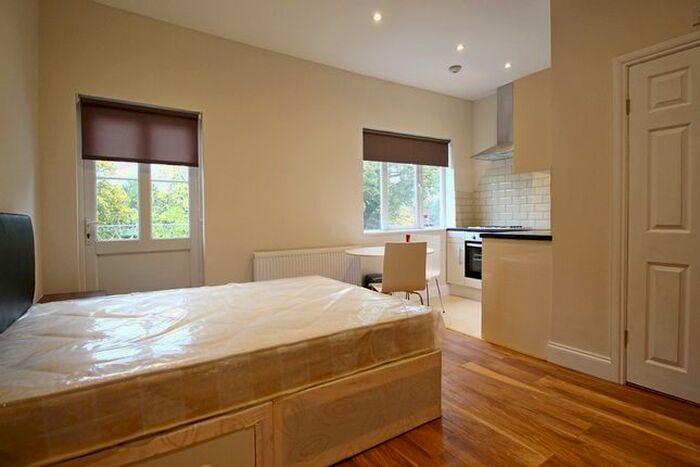 Studio To Rent In Lampton Road, Hounslow, TW3