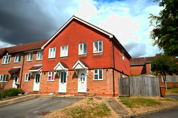2 Bedroom Terraced House To Rent In Walled Meadow, Andover, SP10