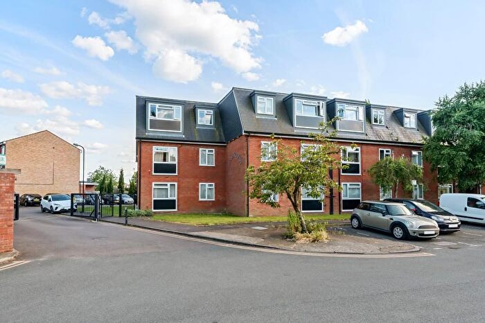 1 Bedroom Flat To Rent In West End Lane, Barnet, EN5