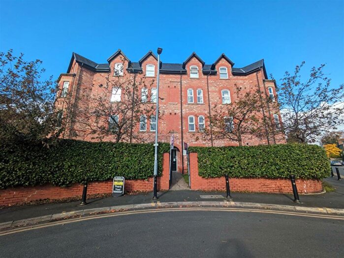 2 Bedroom Flat To Rent In St. Pauls Road, Manchester, M20