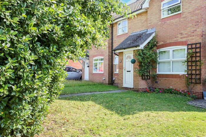 2 Bedroom House To Rent In Monterey Drive, Havant, Hampshire, PO9