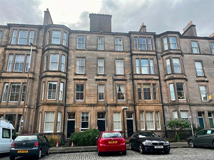 4 Bedroom Flat To Rent In East London Street, New Town, Edinburgh, EH7