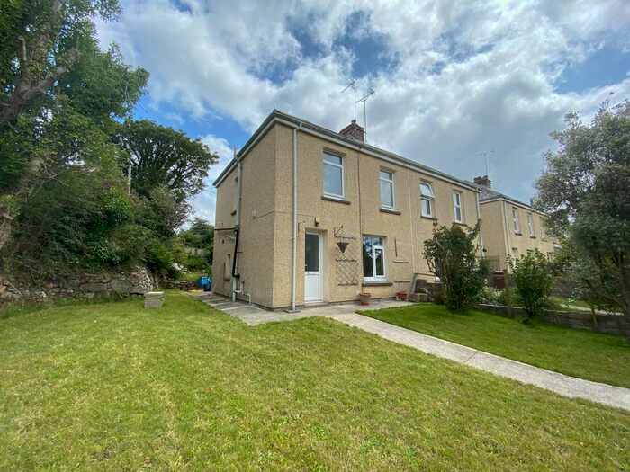 2 Bedroom End Of Terrace House To Rent In Valley View, Trescow, Penzance, TR20