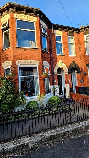3 Bedroom Terraced House For Sale In Jalland Street, Hull, HU8