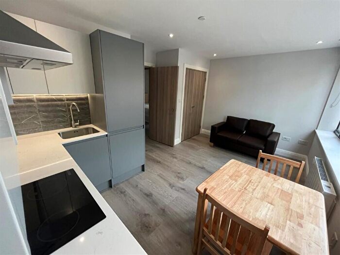 1 Bedroom Flat To Rent In Barking Road, London, E13