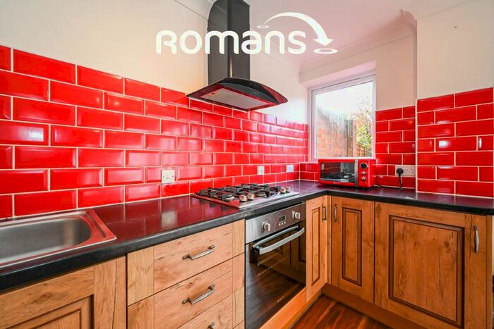 3 Bedroom Terraced House To Rent In Windmill Road, Priestwood, RG42