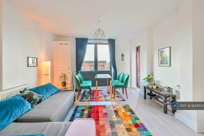 1 Bedroom Flat To Rent In Jeeyas, London, E16