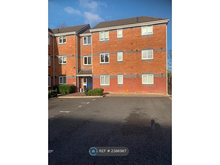 1 Bedroom Flat To Rent In Meadowbrook Way, Cheadle Hulme, Cheadle, SK8