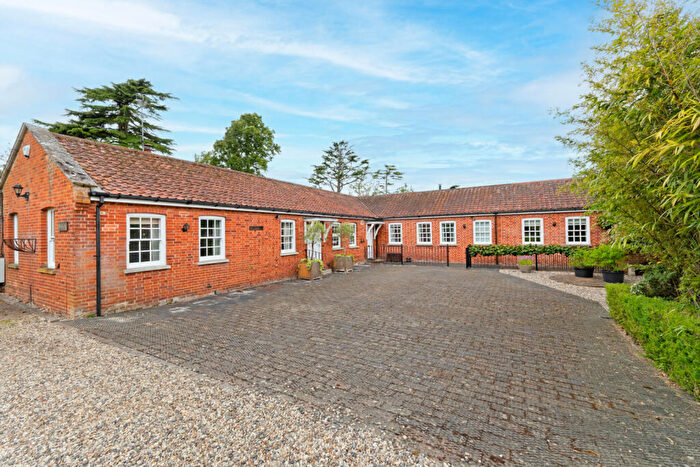 3 Bedroom Detached House For Sale In Shortgrove, Newport, Saffron Walden, Essex, CB11
