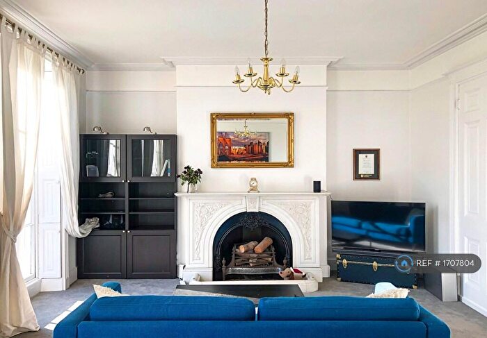 1 Bedroom Flat To Rent In Cambray Place Cheltenham, Cheltenham, GL50