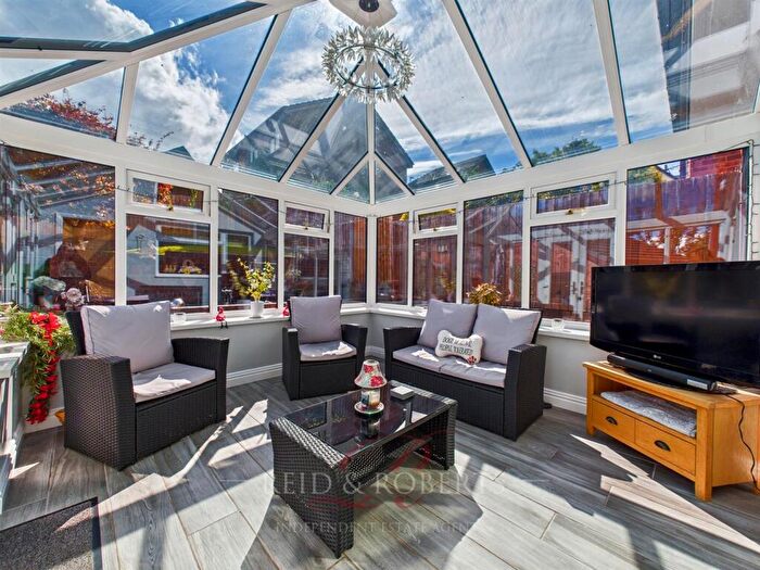 4 Bedroom Detached House For Sale In Coed Y Fron, Holywell, CH8