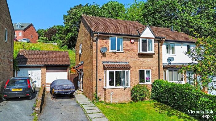 4 Bedroom Semi Detached House For Sale In Slipperstone Drive, Ivybridge, PL21