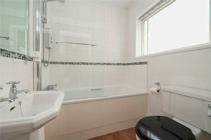 1 Bedroom Flat To Rent In Alma Road, St. Albans, Hertfordshire, AL1
