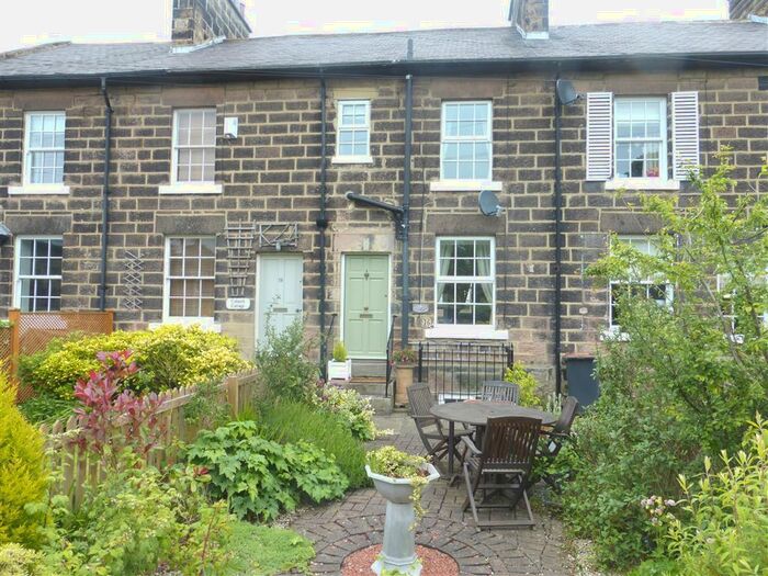 2 Bedroom Cottage To Rent In Crab Lane, Harrogate, HG1