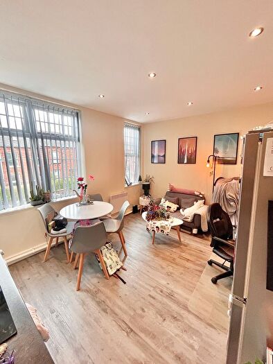 1 Bedroom Flat To Rent In Marshall Street, Leeds, LS15