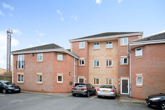 2 Bedroom Apartment For Sale In Saskia Court, Oliver Street, Rugby, CV21
