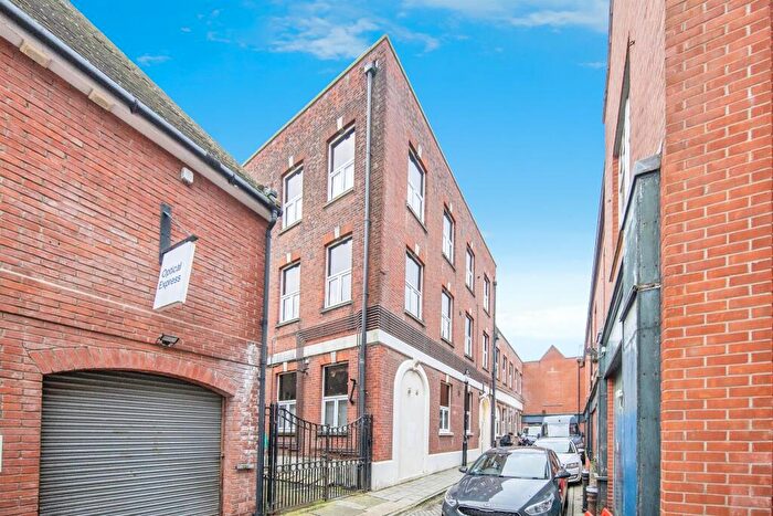 1 Bedroom Apartment For Sale In Eld Lane, Colchester, CO1