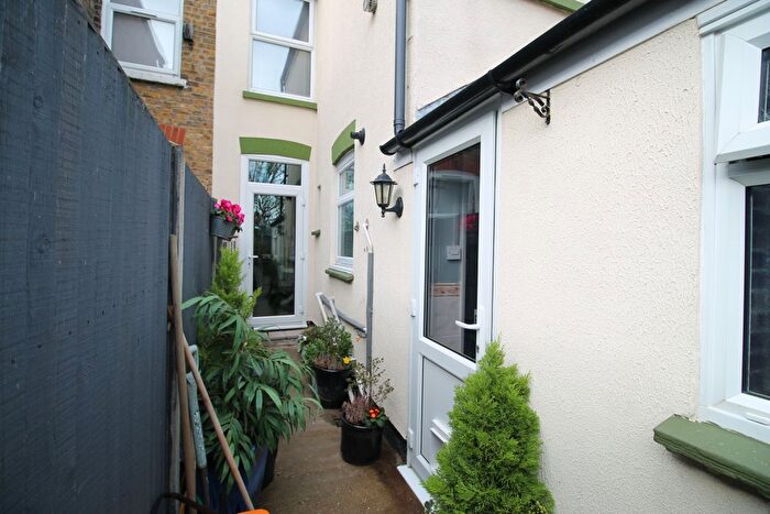3 Bedroom Terraced House For Sale In Jefferson Road, Sheerness, ME12