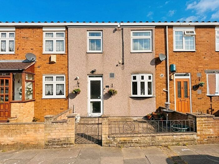 3 Bedroom Terraced House For Sale In Barberry Close, Harold Hill, RM3