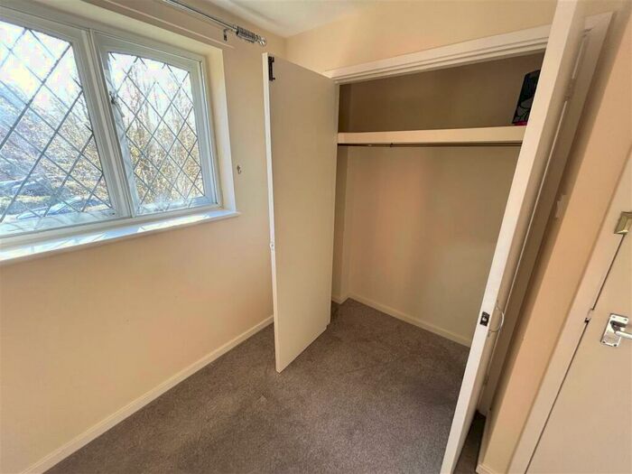 2 Bedroom Apartment To Rent In Foxdale Drive, Brierley Hill, West Midlands, DY5