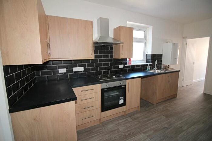 2 Bedroom Flat For Sale In Clifton Street, Plymouth, PL4