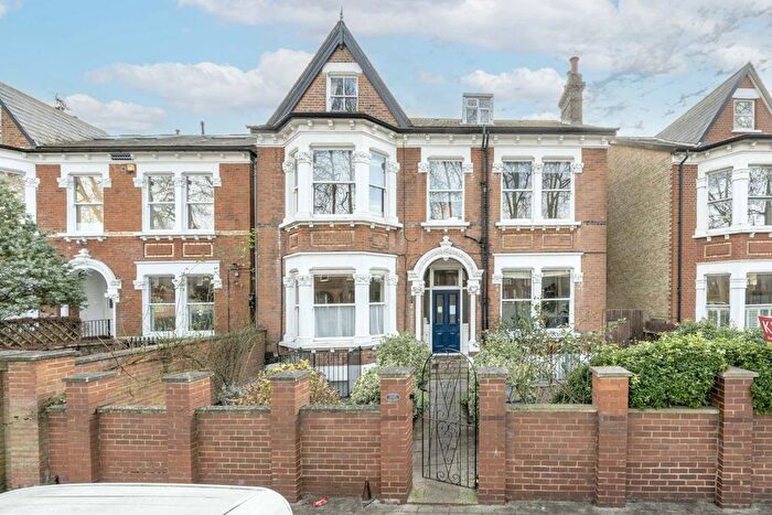 2 Bedroom Flat To Rent In Mount Nod Road, Streatham, SW16