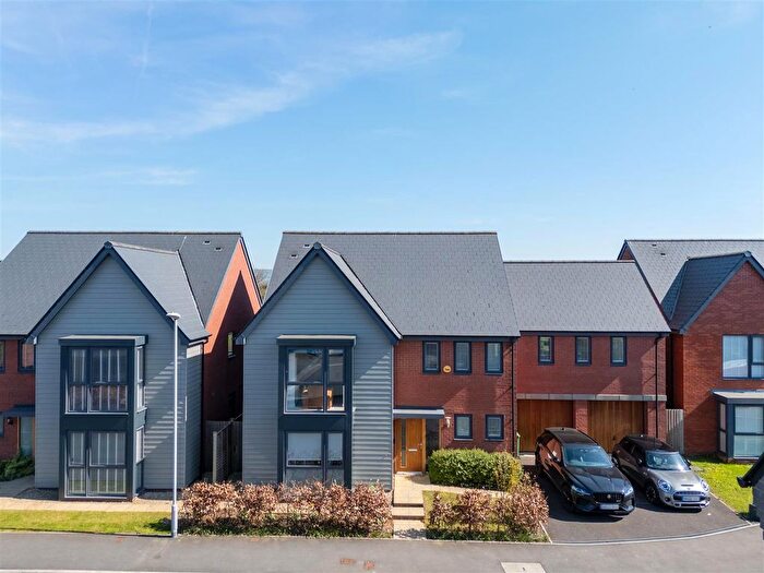 5 Bedroom Detached House For Sale In Arcadius Way, Keynsham, Bristol, BS31