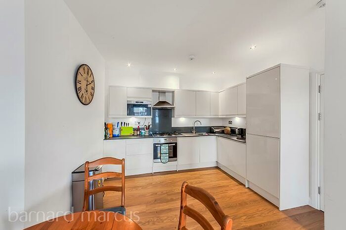 2 Bedroom Apartment To Rent In Osborne Road, Thornton Heath, CR7
