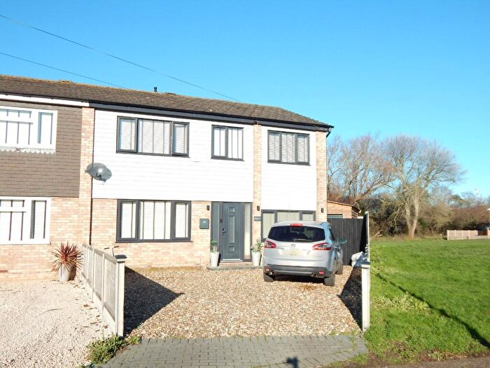 5 Bedroom Semi-Detached House For Sale In Dockfield Avenue, Harwich, Essex, CO12