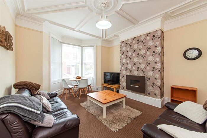 6 Bedroom Terraced House To Rent In Doncaster Road, Sandyford, Newcastle Upon Tyne, NE2