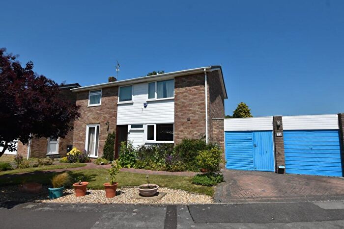4 Bedroom Detached House For Sale In Scotch Horn Way, Nailsea, Bristol, BS48
