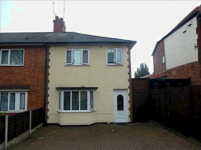 3 Bedroom Semi-Detached House To Rent In Erdington Hall Road, Erdington, Birmingham, B24