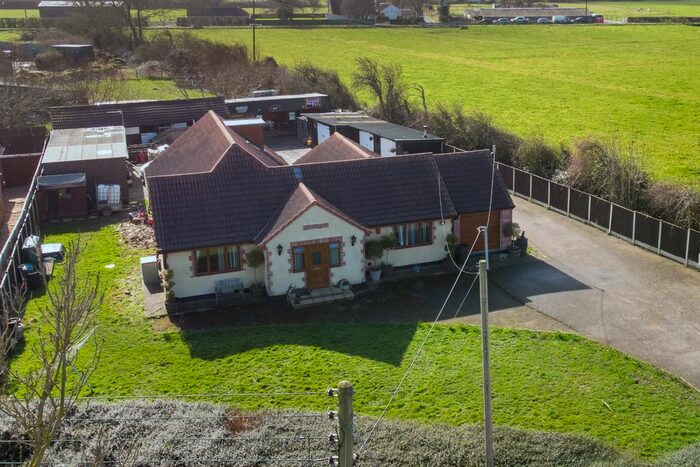 4 Bedroom Detached House For Sale In Watchfield, Highbridge, TA9